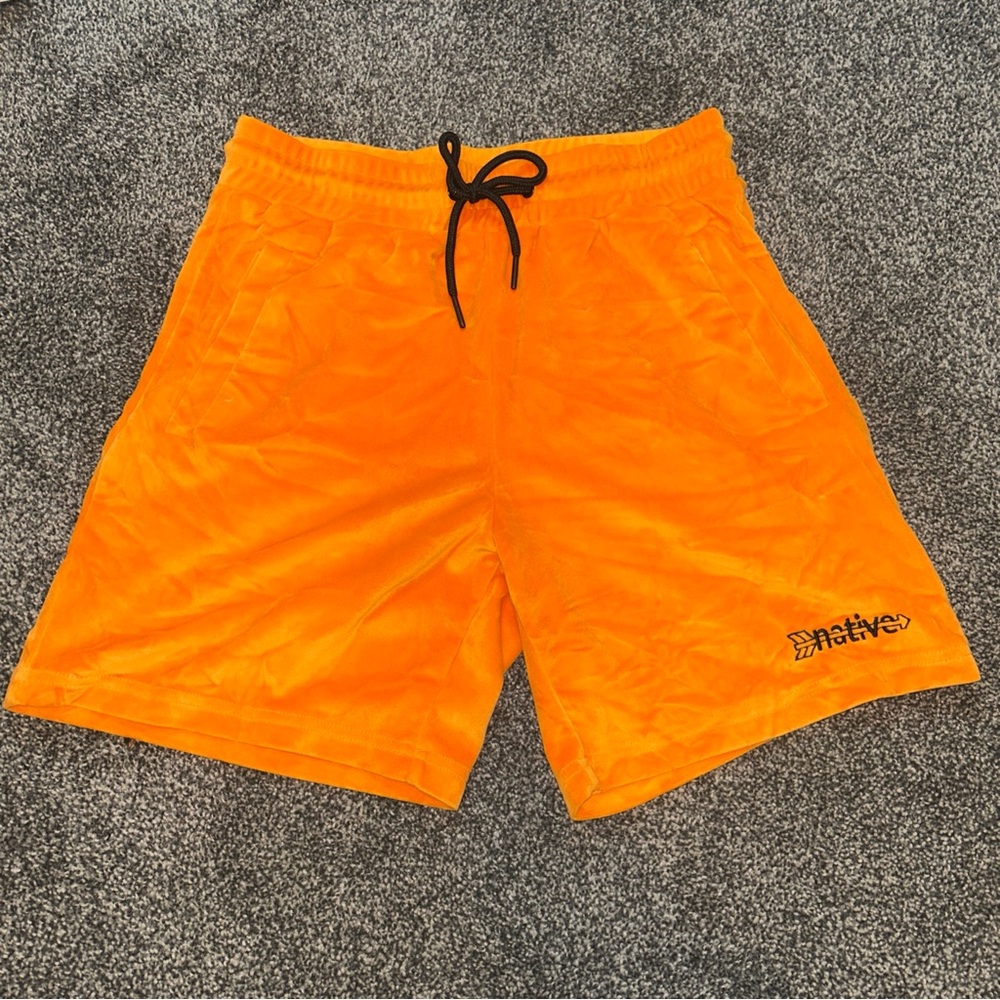 Native Orange Men’s Shorts Size Small
